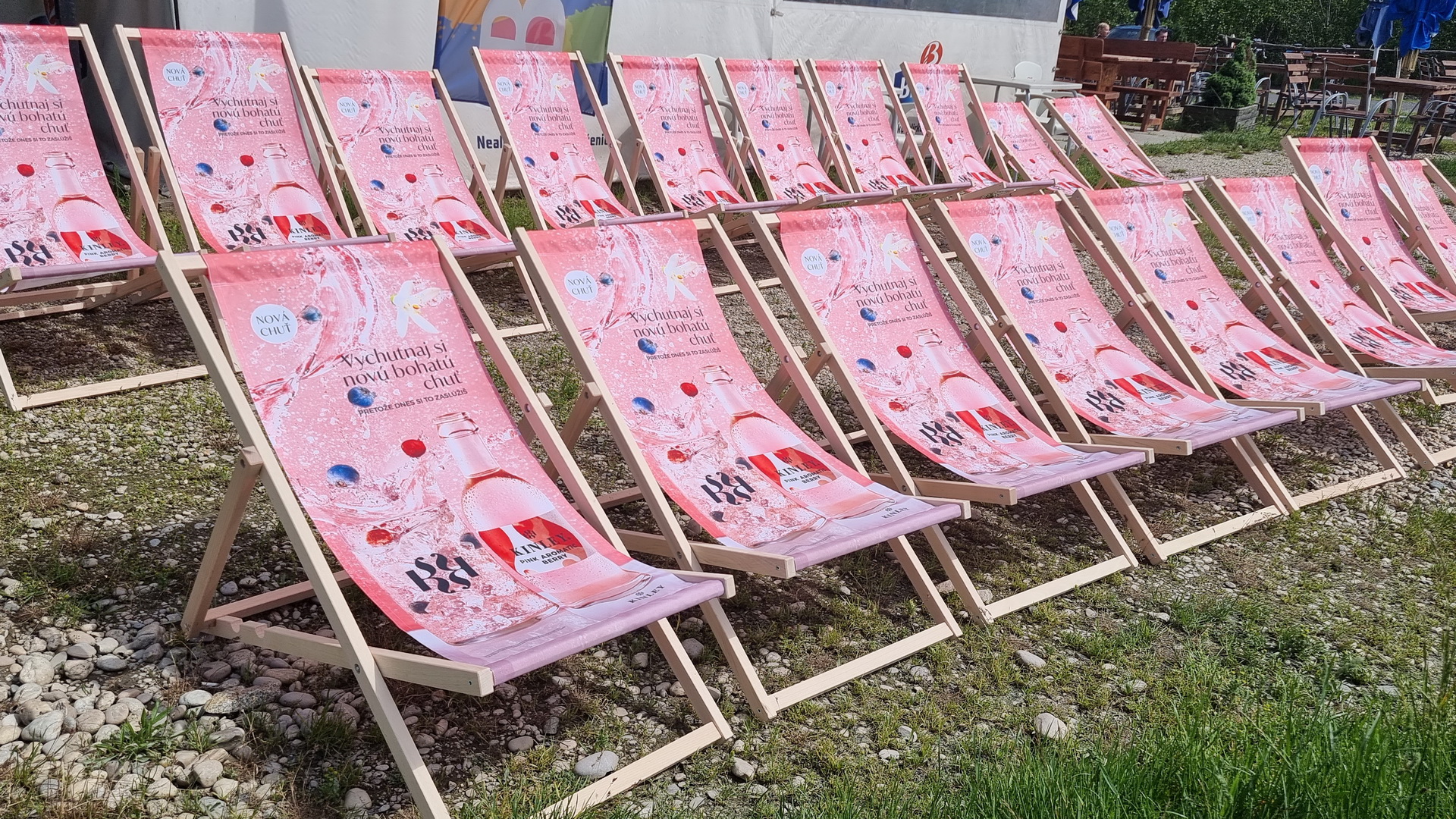 Kinley lehátka na cyklo hrádzi